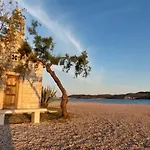 Sea House Mobile Home, Pool, Bikes, Sup - Privilege Point & Βίλα Orebić