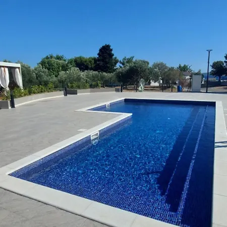 Villa Sea House Modern Mobile Home, Pool - Privilege Point &