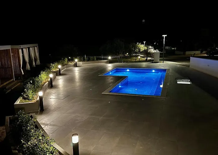 Sea House Mobile Home, Pool, Bikes, Sup - Privilege Point & 오레비츠
