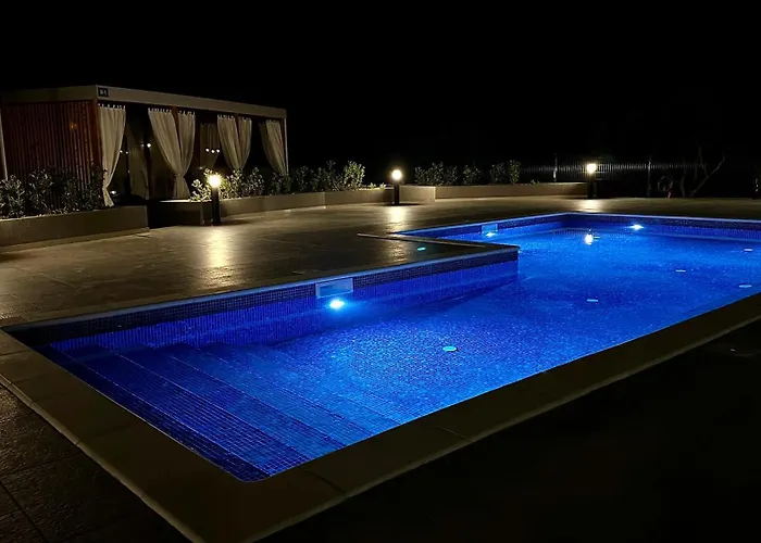 Sea House Mobile Home, Pool, Bikes, Sup - Privilege Point & Orebić